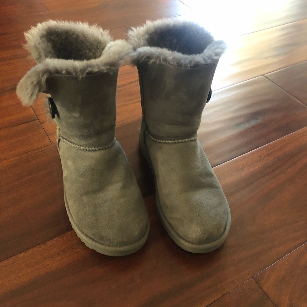 Ugg women, grey size 8